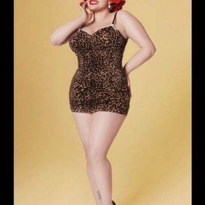 Pinup Couture one piece leopard Marilyn swimsuit.